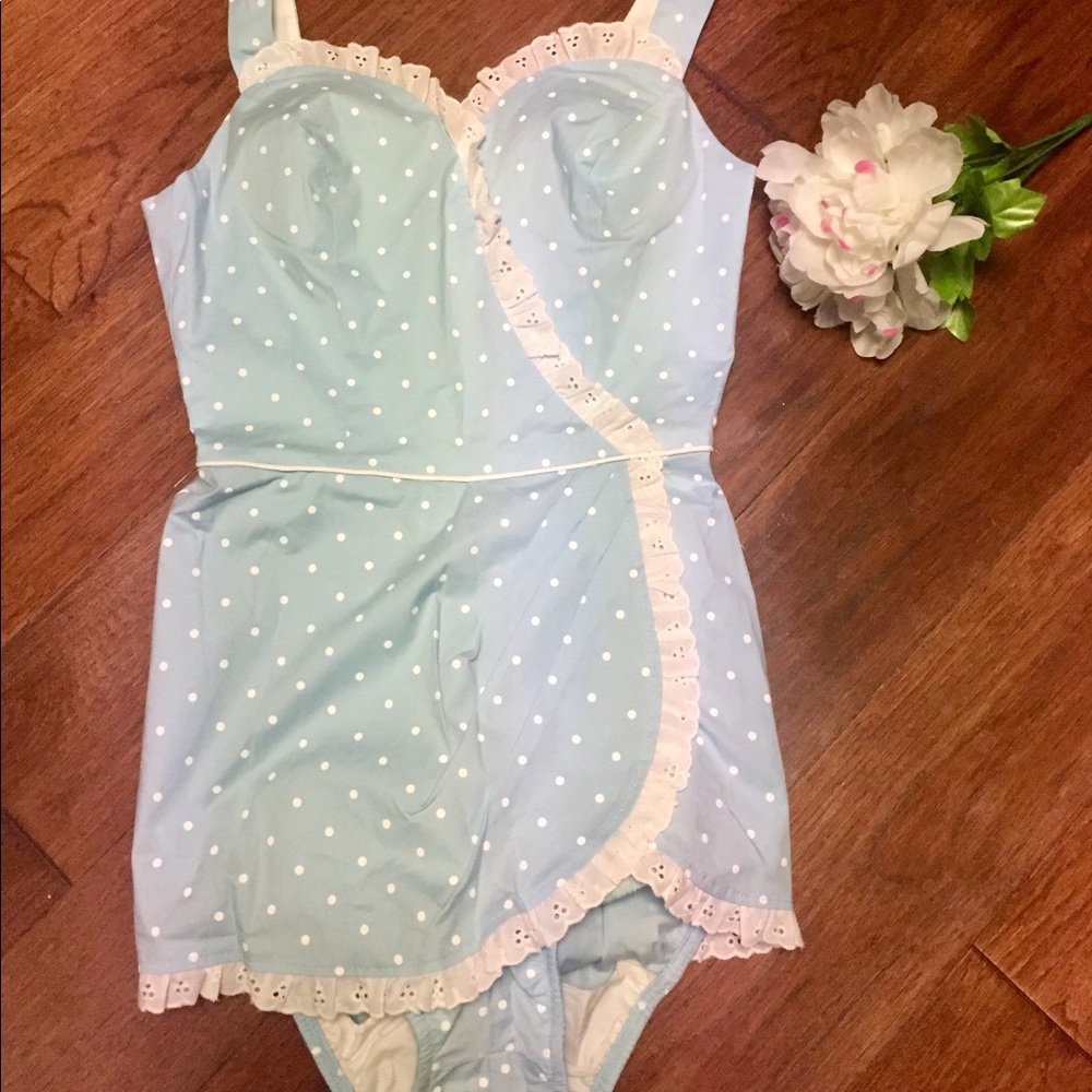 Stop Staring! Swimsuit Retro Vintage One-Piece Med